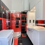 W25 Spacious 3Br Free Parking