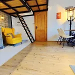 Mooki Rumbach Budapest Apartment