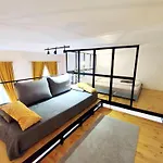 Mooki Rumbach Budapest Apartment