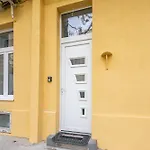 Beauty 50 Apartment