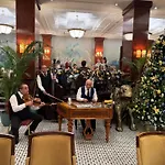Hotel Veritas