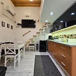 Walkway Apartment Deluxe