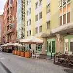 Free Parking - Central - Comfy