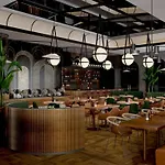 Radisson Collection Hotel, Basilica Budapest