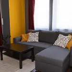 Sunny Apartment - With Parking