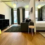 Central Passage Apartments By Vagabond Downtown