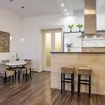 Exclusive & Charming City Center Residence W\' Sauna