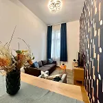 Design Apartment By Chivi In Gozsdu #Freeparking