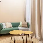 Downtown Comfort Two