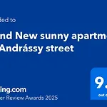 Brand New Sunny Apartment On Andrassy Street