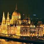 Balint Budapest Apartment Next To Synagogue, Best Location In City Center