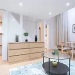 Botanic Bliss Retreat K35