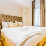 Principe Luxury Suite Next To Parliament