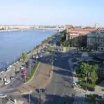 B16 Gellert Apartment Budapest