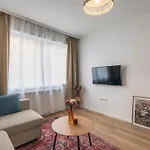 Charmcity Apartment With Air-Condition