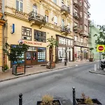 Kiraly 33 - Hidden Gem - Best Location By Bqa