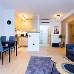 Gozsdu White Raven Residence 105 - Free Parking, Terrace
