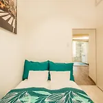 Brody Holiday-Calm And Comfort With Two Double Bed