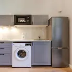 A27 Bp Modern Boutique Apartments, Best Location By Bqa