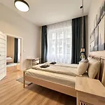 Center Bohemian Design Home With 6Ppl Ac Wifi