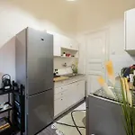 Downtown Oasis Apartman
