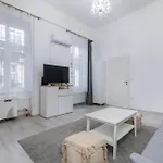 A36 Akacfa Apartment