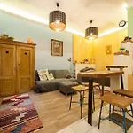 The Center Vintage & Hancrafted