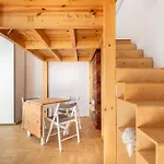 V26 Freedom Lodge Apartment
