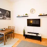 Free Parking Charlie\'S Residence - 2Sep Room, Ac, Fast Wifi, Tv