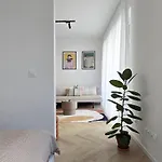 B14 Studio Apartment