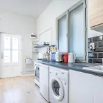 Stylish Broadway Apartment Near Parliament Z30