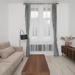Budapest City Park Apartment