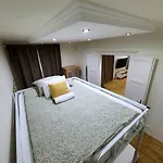 Central Budapest Oasis - City Center Apartment