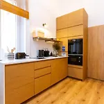 Budavibe Apartman W Ac By Nw
