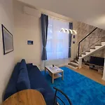 Blue Apple Apartment