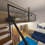 Blue Apple Apartment