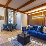 Citysoul Design Apartment With Ac