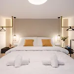 E22 - Boutique Apartments, Best Location By Bqa