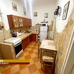 Little Americas Sacramento Apartment