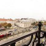 Top City Center Apartment!