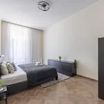 Exclusive & Grand Astoria Residence In The Heart Of Budapest