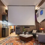 Luxury Apartment By Hi5- The Actor\'S Den
