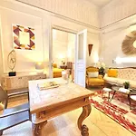 Andrassy Palace-Stylish 2
