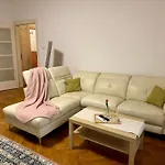 Budapest Family Apartment With Free Parking