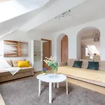 Penthouse Suite By Stn