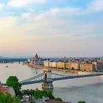 Kl31 - Urban Escape - Prime Location - Klauzal Square By Bqa