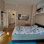 Flower Studio Apartment