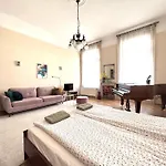 2 Rooms Between Of Chain Bridge, Cathedral, Parlament,Castle Area