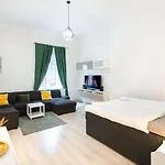Szasz Apartment Villa 2 next to Buda Castle district