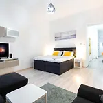 Szasz Apartment Villa 2 next to Buda Castle district